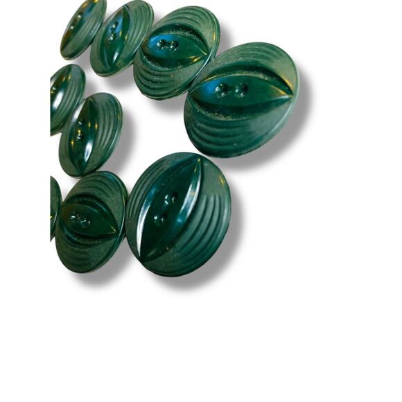 Lot of 11 Midcentury Buttons Assorted Dark Green Plastic Styles Craft Sew 1" - Picture 5 of 7